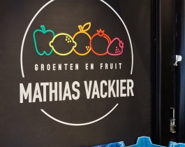 Foodtruck voor Groenten en fruit Mathias Vackier in Ardooie door Wimag